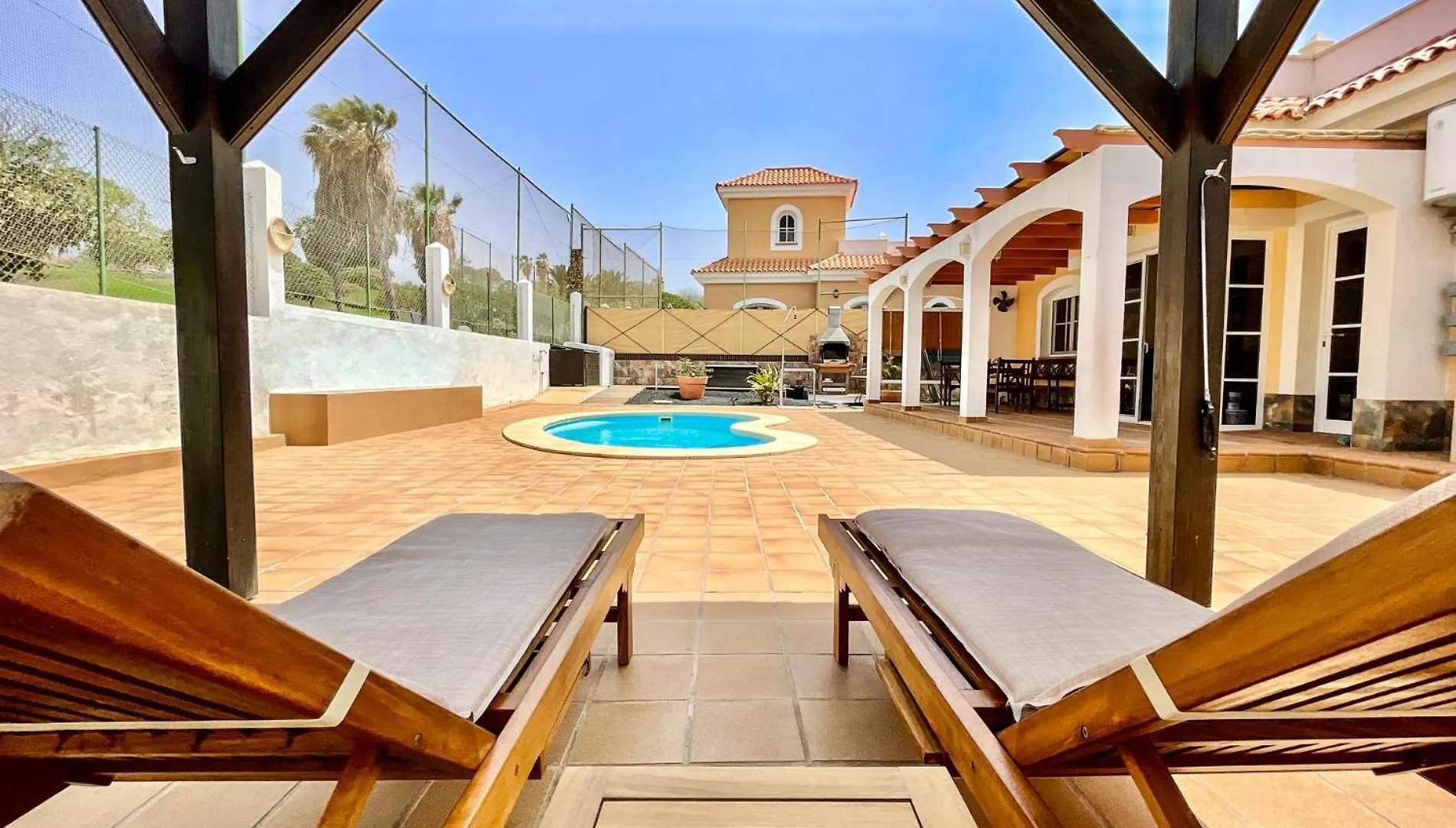 Villa Calma - Private Pool Villa Caleta de Fuste 0*,  España